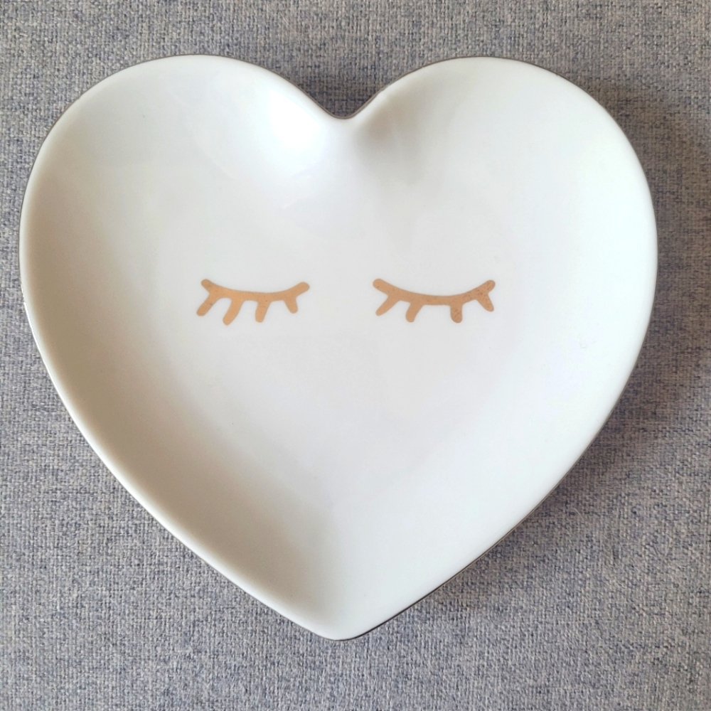 Heart shaped trinket dish